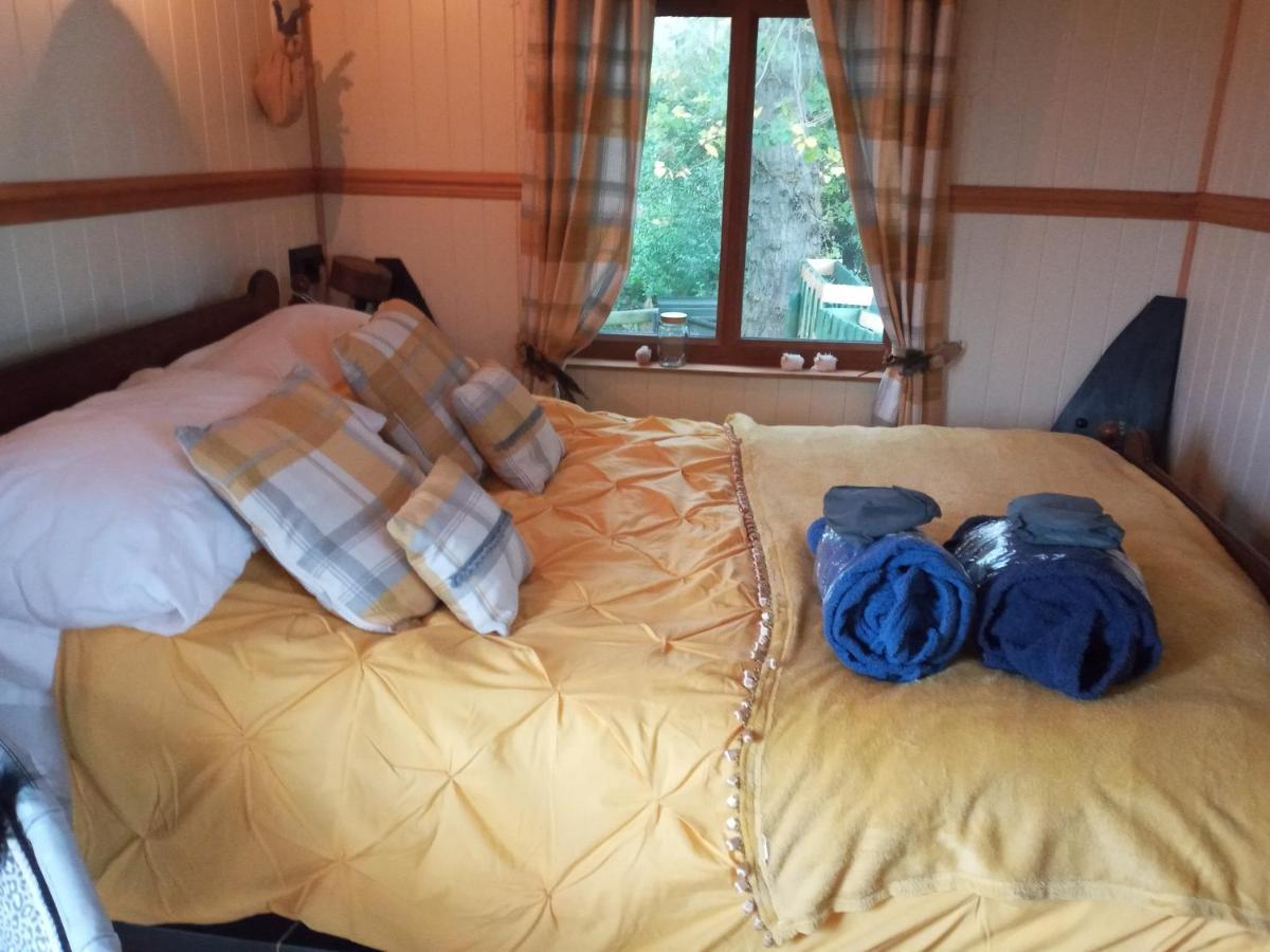 Glamping Malvern Shepherd Hut Eksteriør bilde